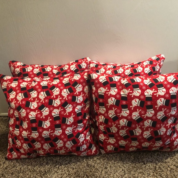Set of 4 Square Textured Tartan Plaid Velvet Christmas Throw  4 set of Christmas Pillows